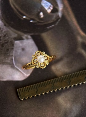 轻中古风微镶锆石镂空宫廷风戒指电镀18K真金复古食指戒指环