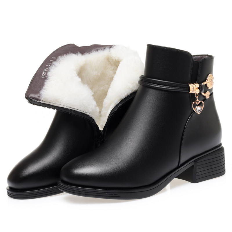 全牛皮真皮短靴女低跟加绒软底冬季加厚羊毛平底妈妈棉鞋中老年冬,淘宝优惠券,粉丝福利购,淘宝优惠卷