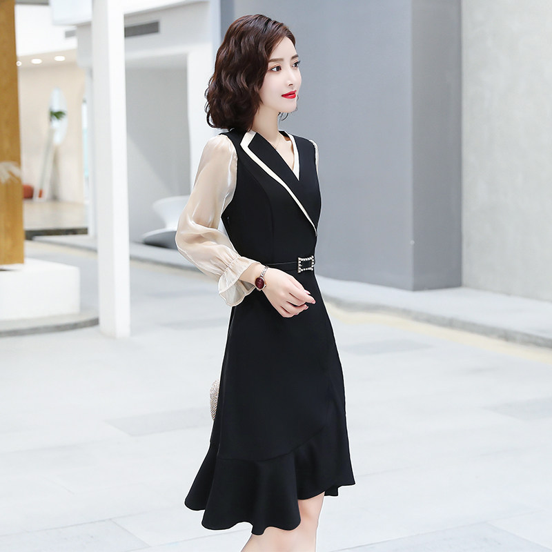 黑色西装2020秋季新款收腰连衣裙 晶彩格女装连衣裙