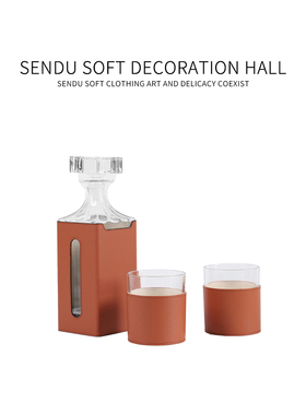 森度餐厅酒具样板房软装吧台皮革客厅茶几装饰轻奢设计搭配酒杯