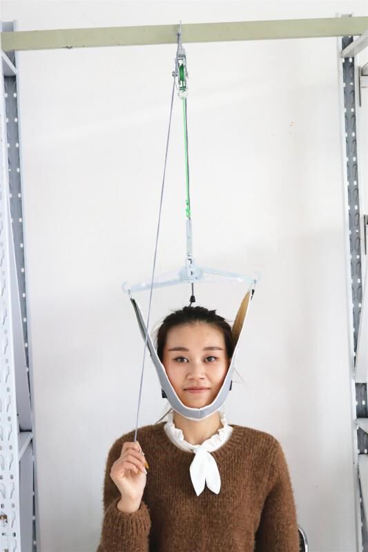 颈椎千引器吊脖子家用牵引器拉伸器带颈部矫正护颈托抖音牵引装置