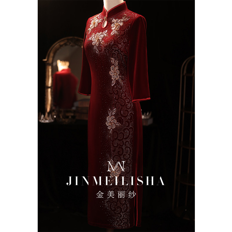 婚宴喜婆婆改良中式秋冬长袖旗袍 金美丽纱服饰旗袍