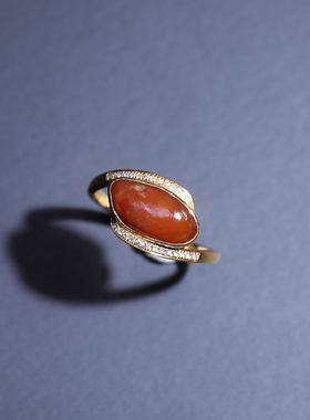 新疆和田玉籽料红沁镶金戒指