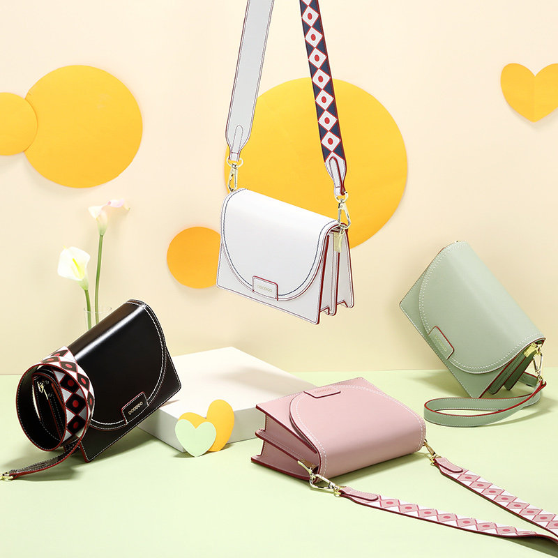 doodoo新款2020宽肩带质感ck斜挎包 doodoo箱包女士包袋