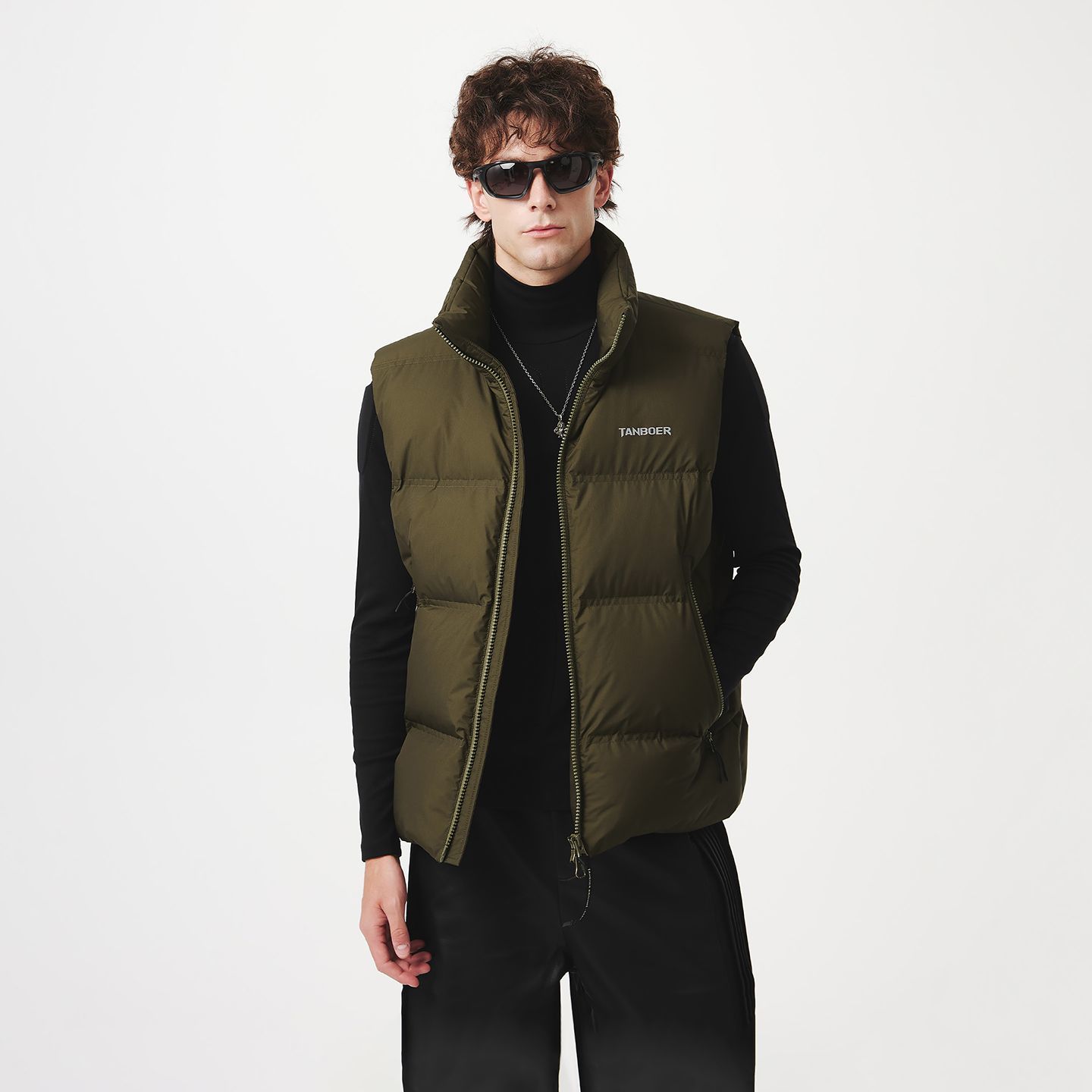 坦博尔2025秋冬季新款男士布朗尼羽绒马甲廓形保暖户外防护外套 - 图3