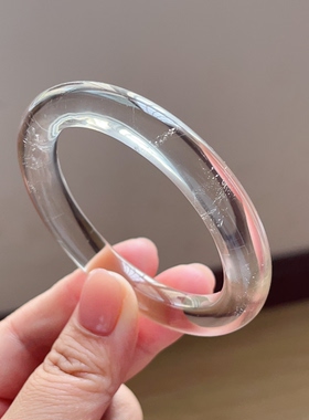 新品上架 天然微茶体接近圆条手镯 室内自然光拍摄 53.8mm