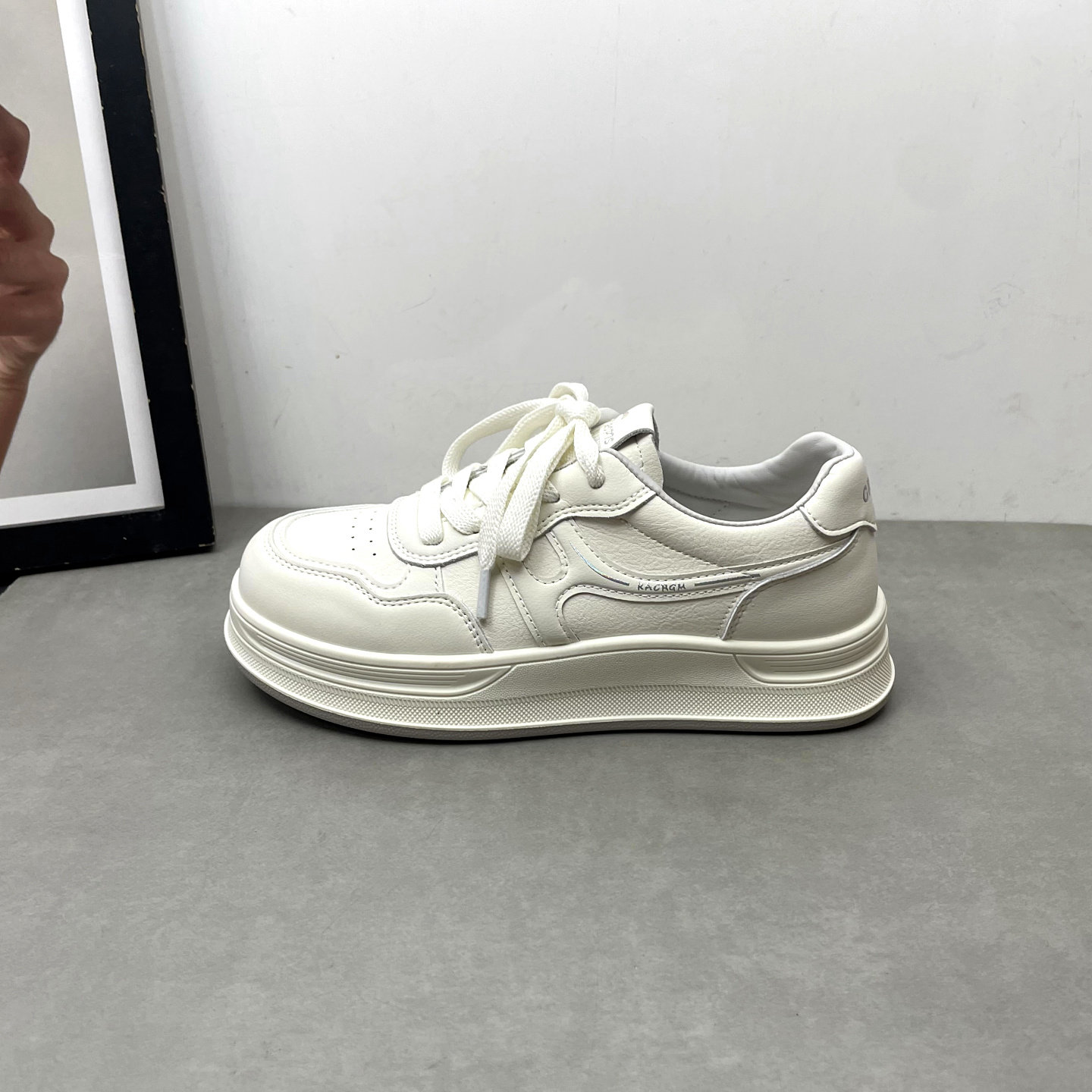 2026春季新款小白鞋圆头深口系带韩版学生休闲女士单鞋,淘宝优惠券,粉丝福利购,淘宝优惠卷