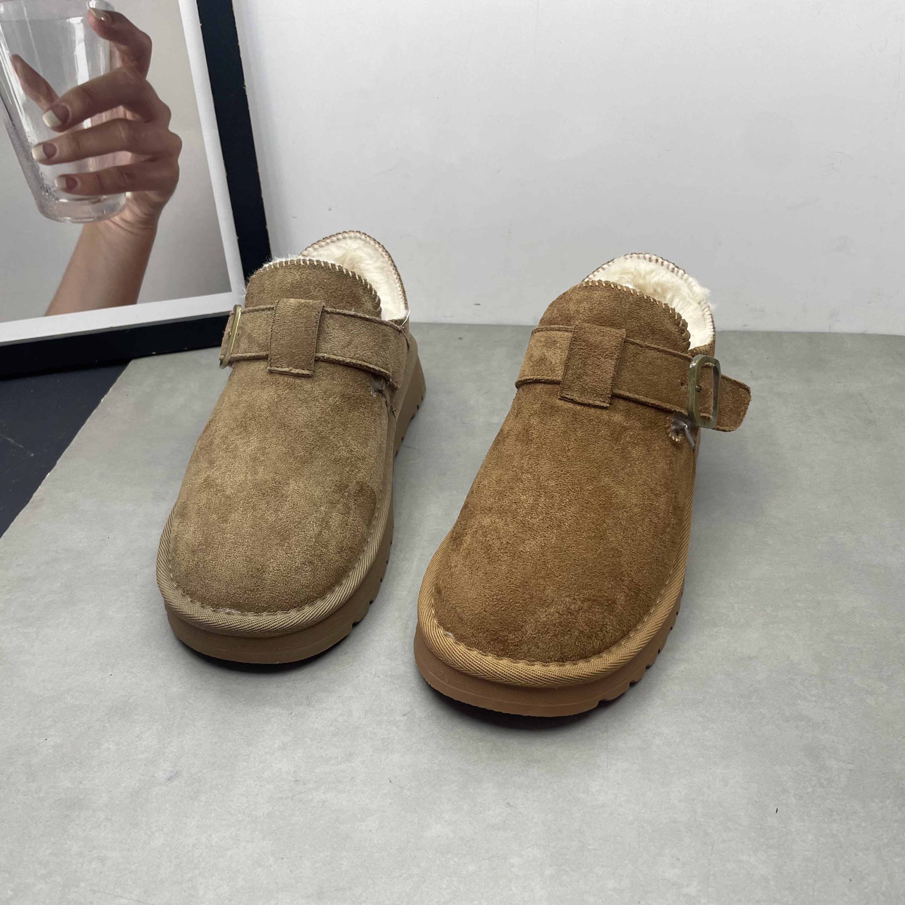 2025冬季新款圆头深口一脚蹬加绒保暖平底防滑英伦风复古勃肯鞋女,淘宝优惠券,粉丝福利购,淘宝优惠卷