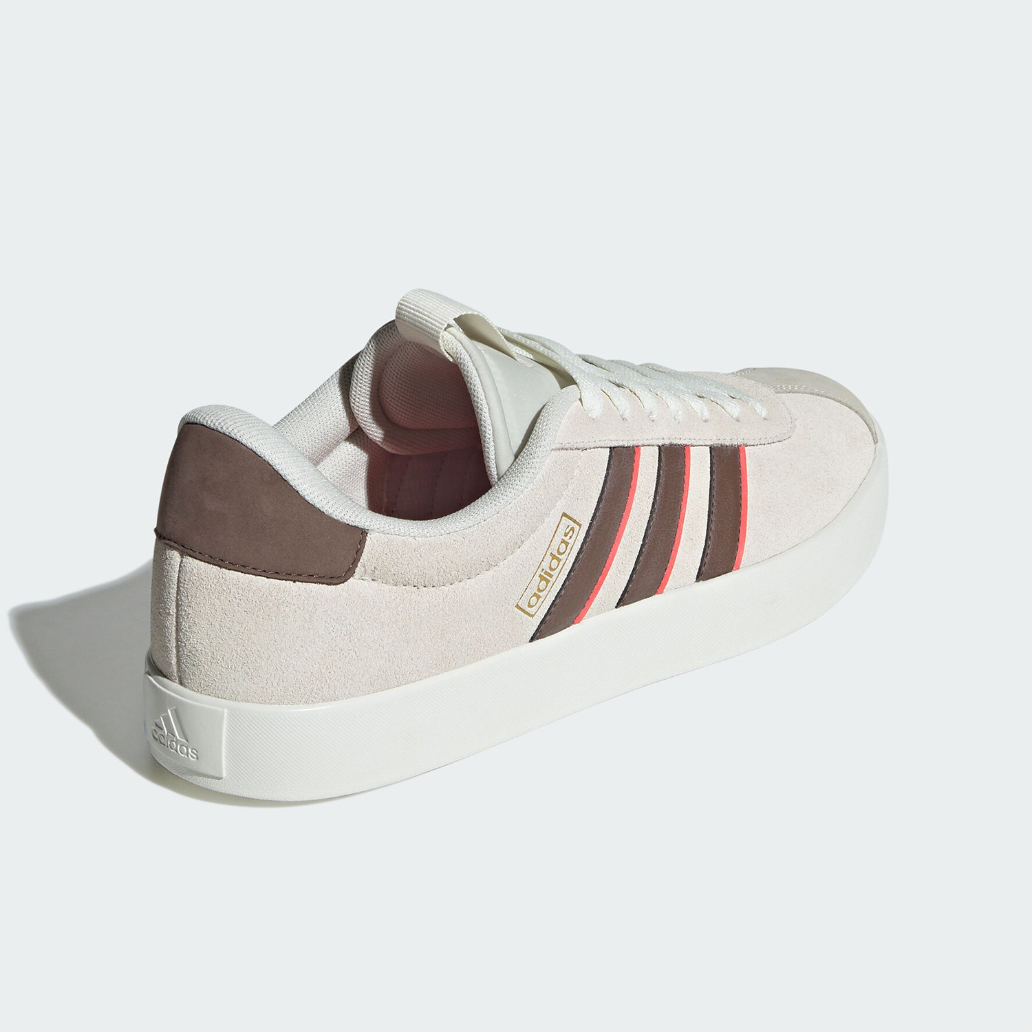 Adidas/阿迪达斯正品春季新款情侣款低帮透气耐磨板鞋ID9084 - 图1