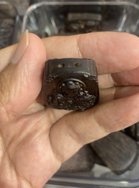 文殊菩萨沉香吊坠属生肖兔守护神本命佛男女士挂件饰品情侣项坠