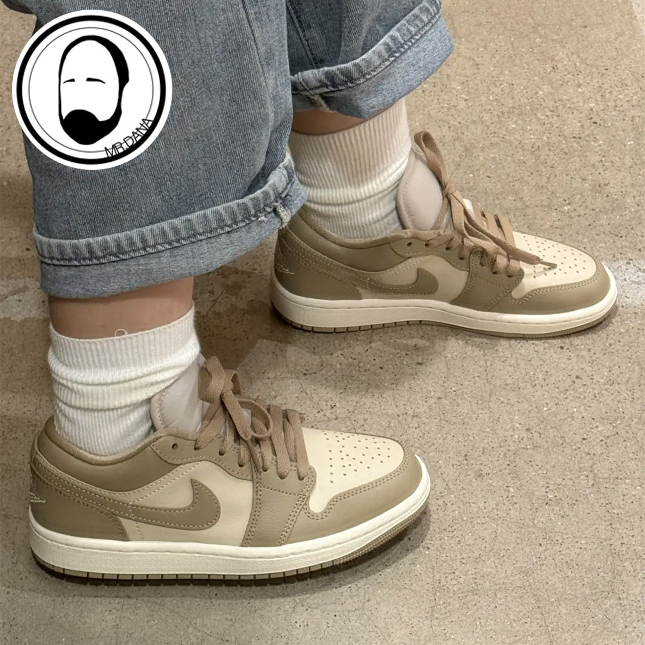 Nike耐克女子WMNS AIR JORDAN 1 运动训练篮球鞋DC0774-203,淘宝优惠券,粉丝福利购,淘宝优惠卷