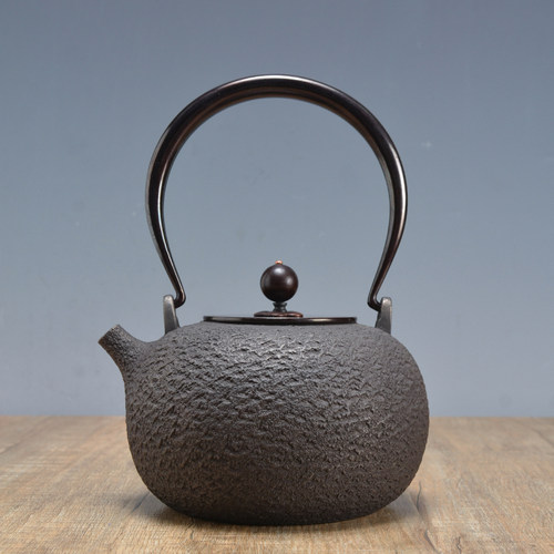 龟寿堂 祥云瑞鹤日本铁壶 纯手工无涂层砂铁壶煮茶壶 家用烧水壶 - 图1
