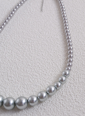 高级感灰色仿珍珠短项链