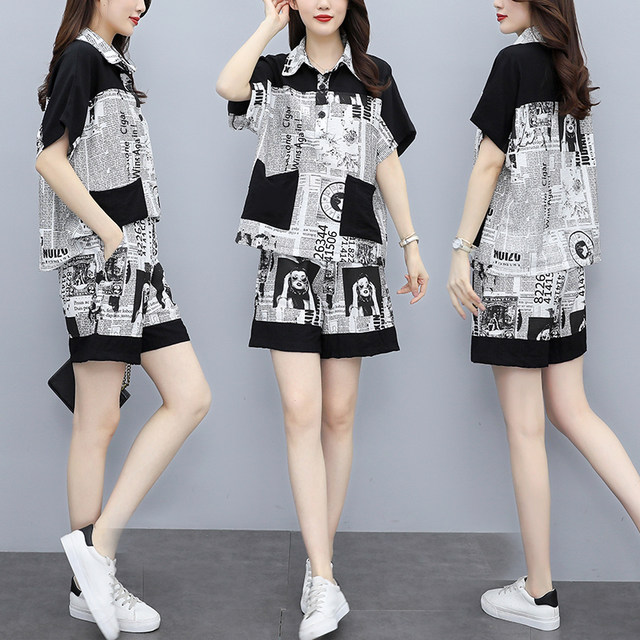 Loose and thin top, breathable, small person, slim and fashionable