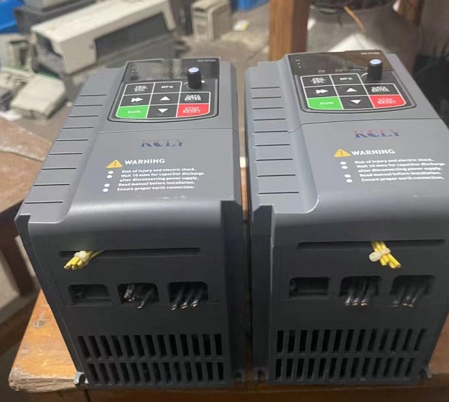 科创力源变频器K0C600-1R5G/2R2PT4  1.5KW K0C600-1R5G/2R2PT4-B - 图0