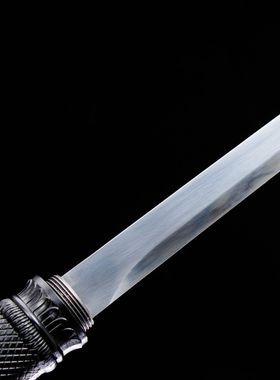 龙泉市刀剑影视高锰钢双手康熙