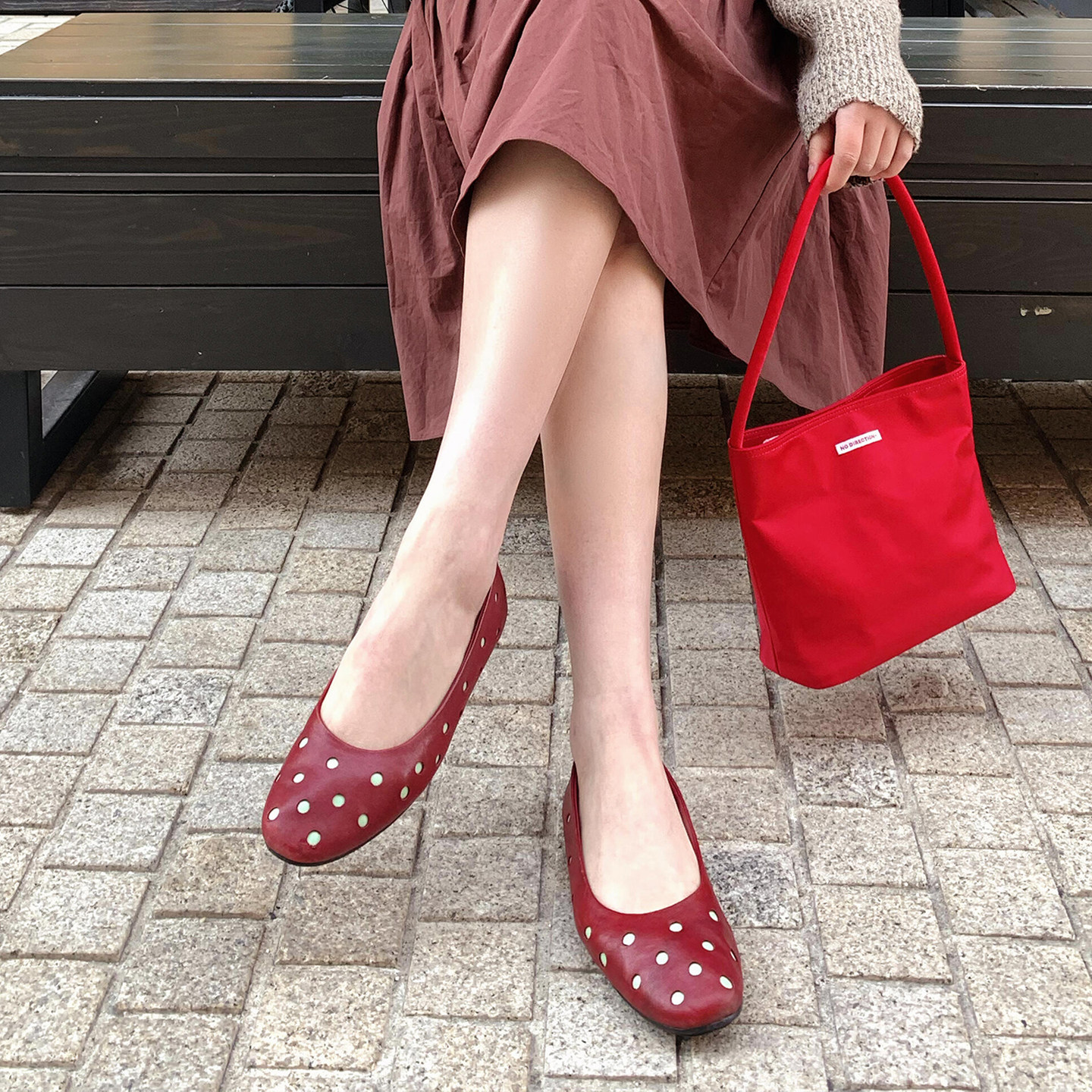 红色波点铆钉芭蕾鞋女平底圆头浅口单鞋舒适百搭一脚蹬软底鞋,淘宝优惠券,粉丝福利购,淘宝优惠卷