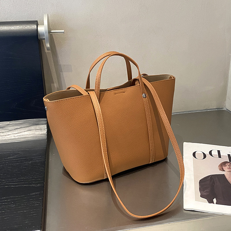 头层牛皮大容量托特包女简约百搭单肩斜挎包真皮休闲手提包放雨伞,淘宝优惠券,粉丝福利购,淘宝优惠卷