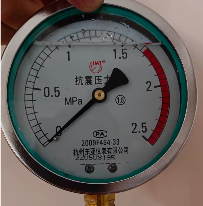 YN100杭州东亚耐震压力表水压气压油压液化加气站天然气2.5mpa - 图1
