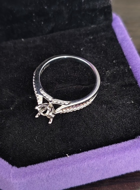 925银镀铂金50分培育钻女戒