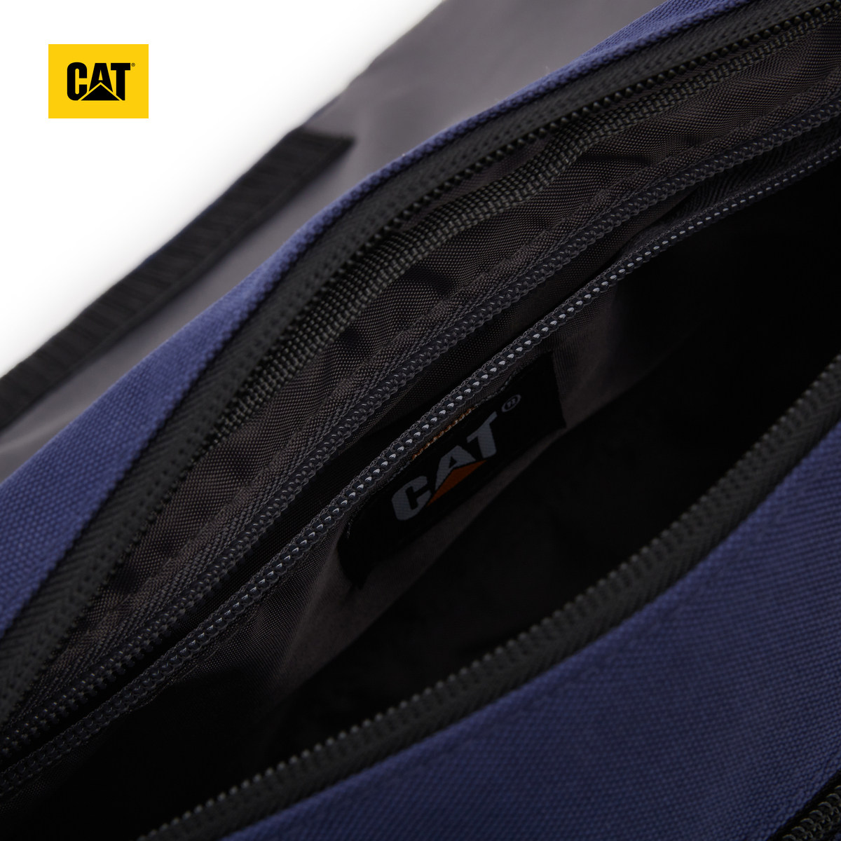 CAT卡特秋冬男女同款户外休闲翻盖魔术贴设计肩挎包斜跨包腰包,淘宝优惠券,粉丝福利购,淘宝优惠卷