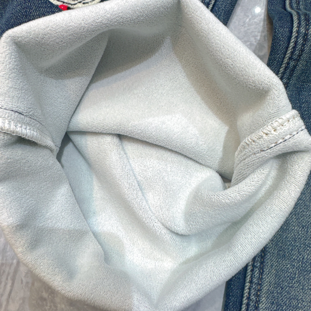 LC冬上新高级优雅气质猫咪刺绣加绒牛仔裤(配挂件)xx7826 - 图1