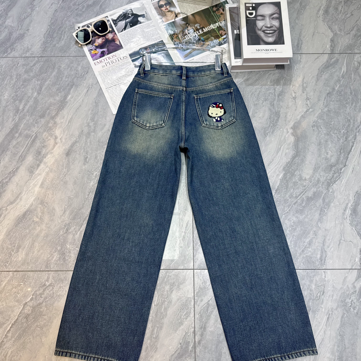 LC冬上新高级优雅气质猫咪刺绣加绒牛仔裤(配挂件)xx7826 - 图0