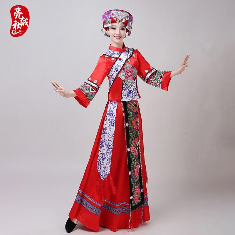 苗族服装女成人长款贵州彝族舞蹈服 亮秋绒民族服装/舞台装