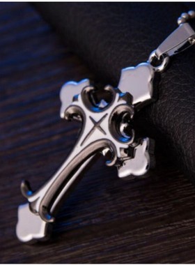 时尚风十字架吊坠链