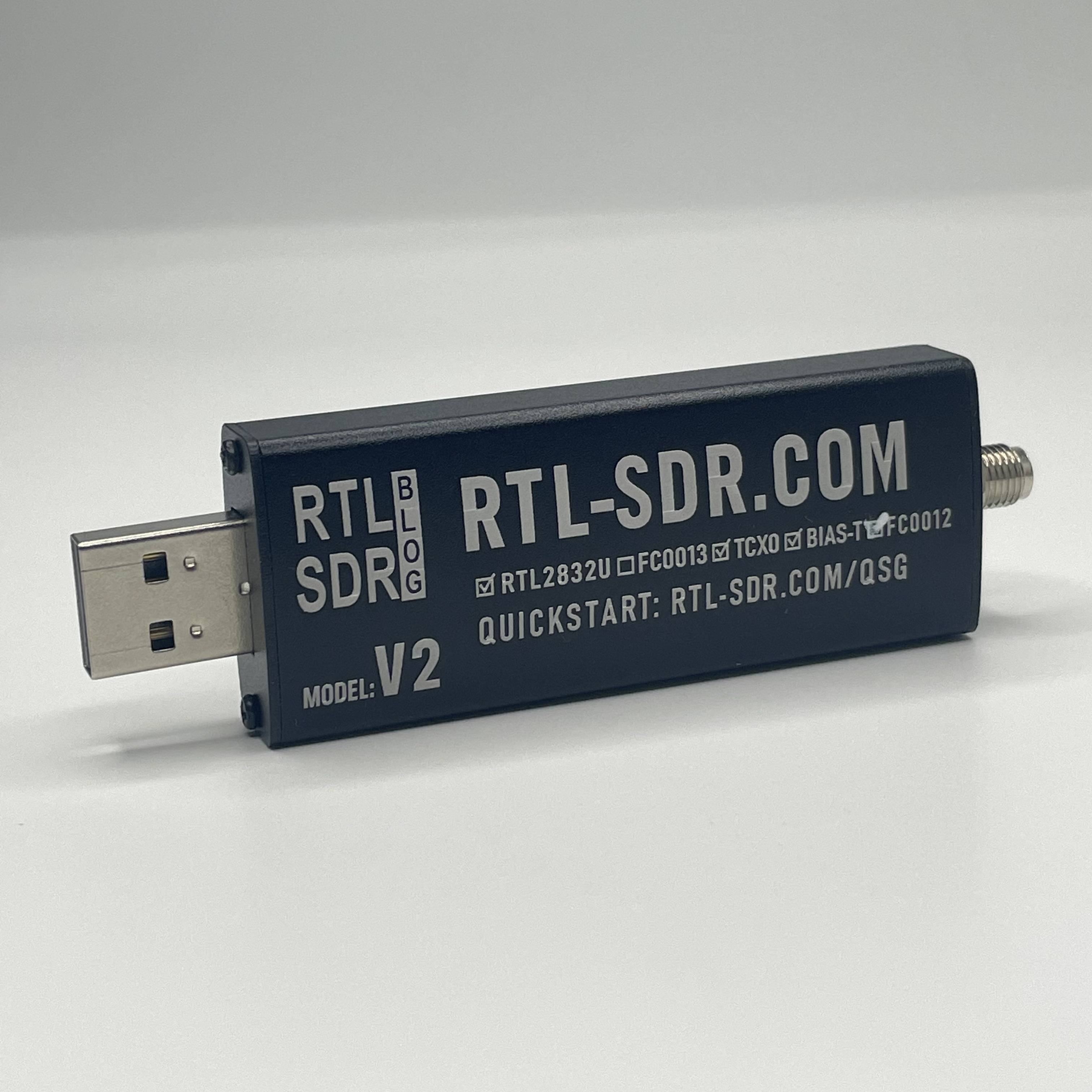 RTL-SDR V2 RTL2832U+FC0012/FC0013 软件无线电接收机 收音机 - 图1