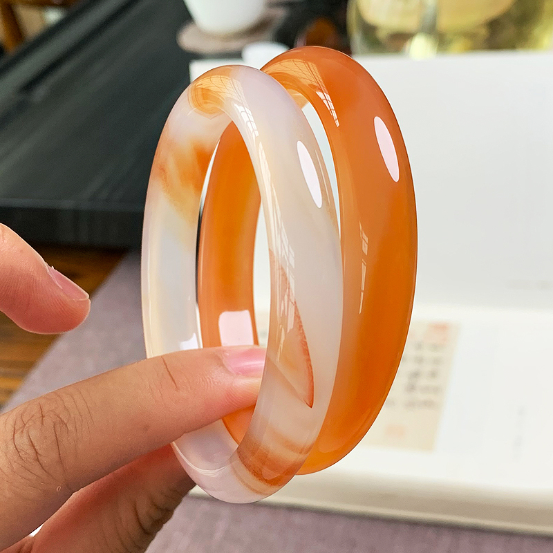 沛孚珠宝正品天然玛瑙手镯俏红玉髓手环少女闺蜜女友饰品礼物包邮 - 图2
