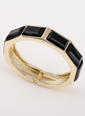 手镯女网红个性甜美赫本风手环