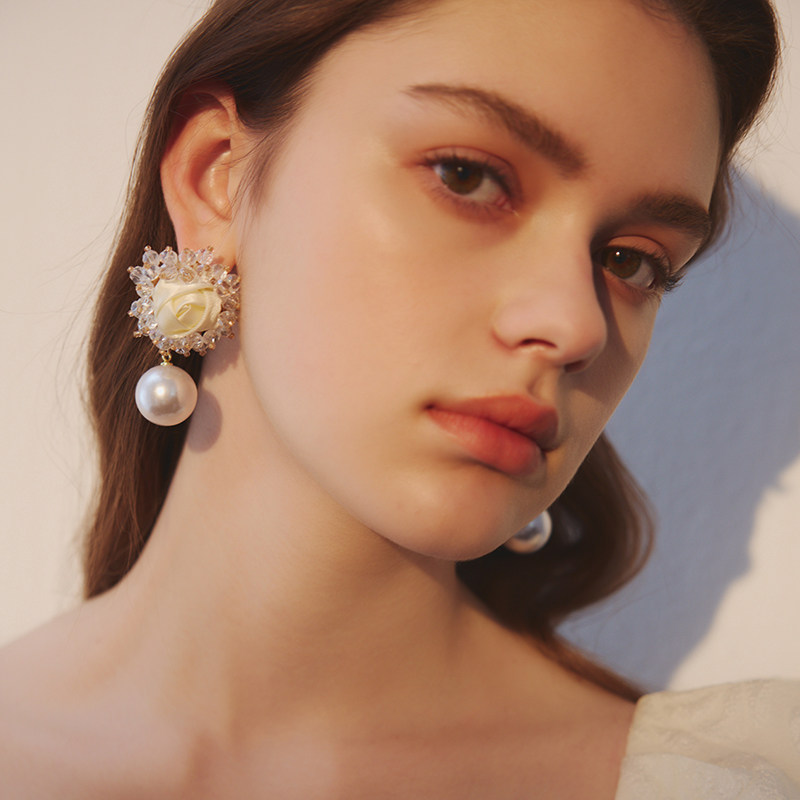 法式粉色玫瑰花水晶珍珠耳环大花朵耳钉度假风高级优雅氛围感耳饰,淘宝优惠券,粉丝福利购,淘宝优惠卷