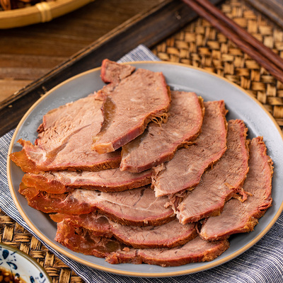 1号牧场内蒙古特产礼盒年货910G大礼包牛肉干酱牛肉牛筋肉奶疙瘩