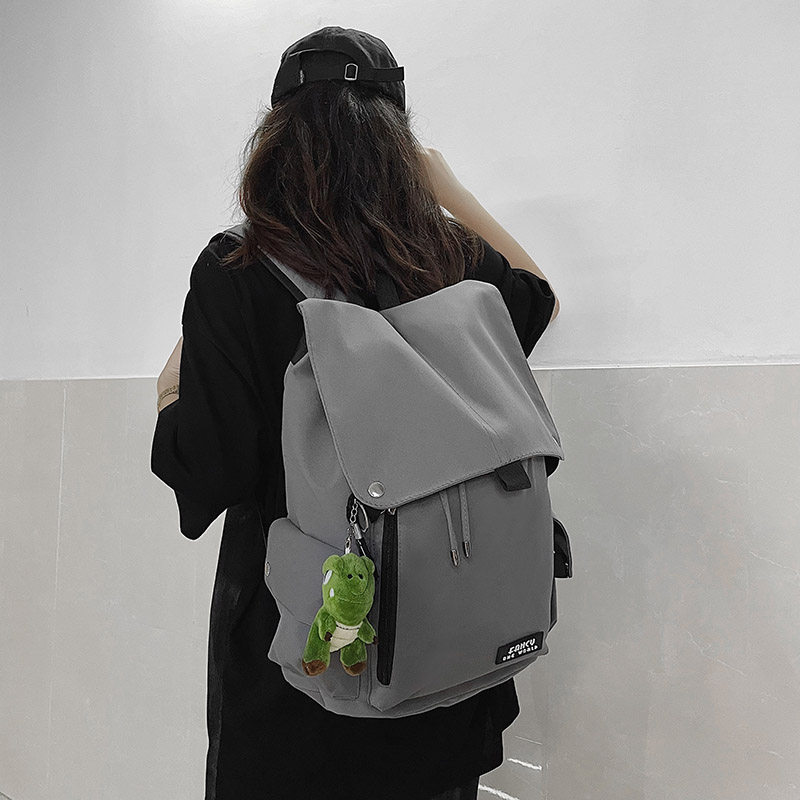 男士潮牌大容量休闲ins 单色空间双肩背包