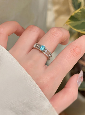 隆隆金珠宝S925银日常轻奢款一克拉海蓝钻烟花切戒指女时尚百搭款