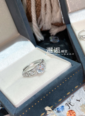 Clear Sky 通体S925银镂空莫桑石女士时尚戒指 跨境热卖订婚钻戒