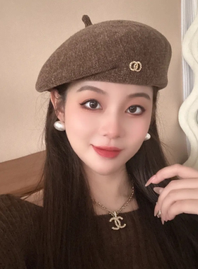 出游优雅女性秋冬短檐小标贝雷帽
