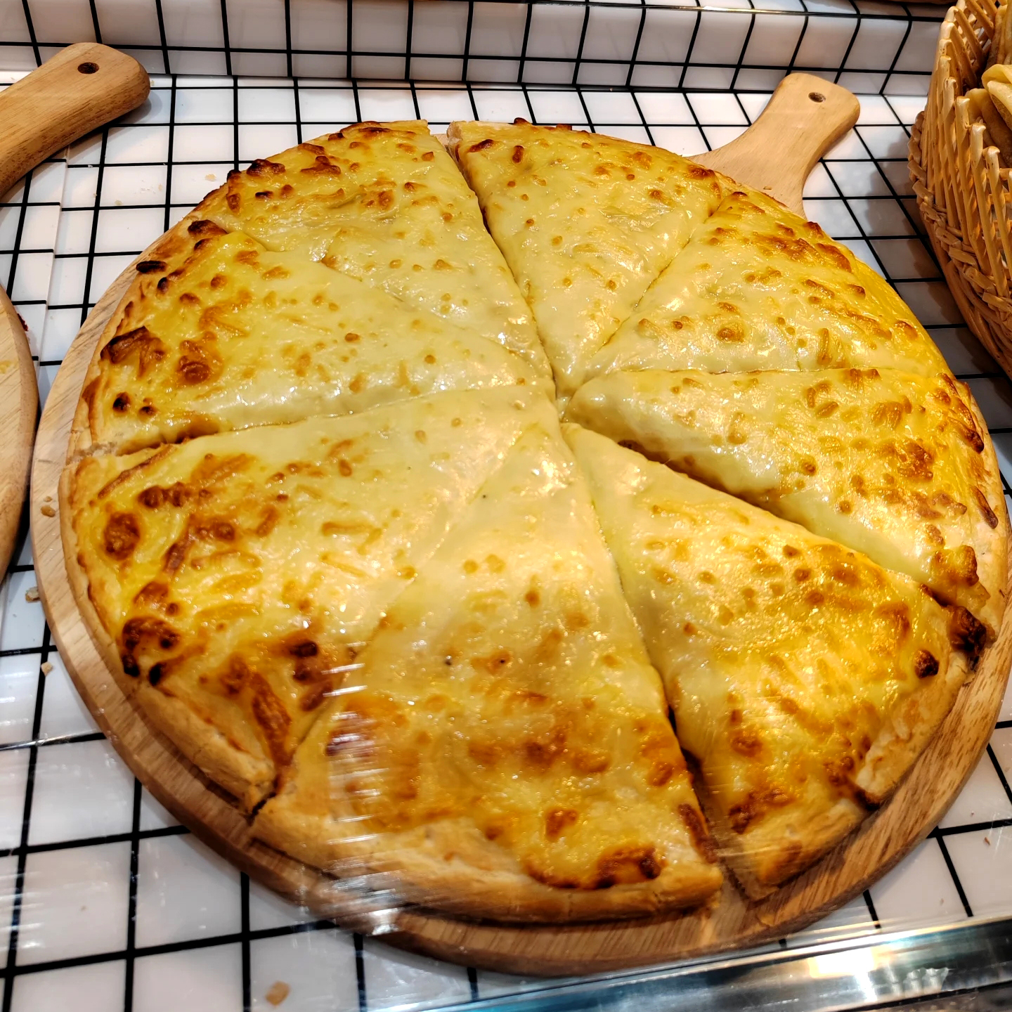 披萨板托盘木质16寸圆形木板天虹华润永辉超市同款15寸披萨托切盘 - 图1