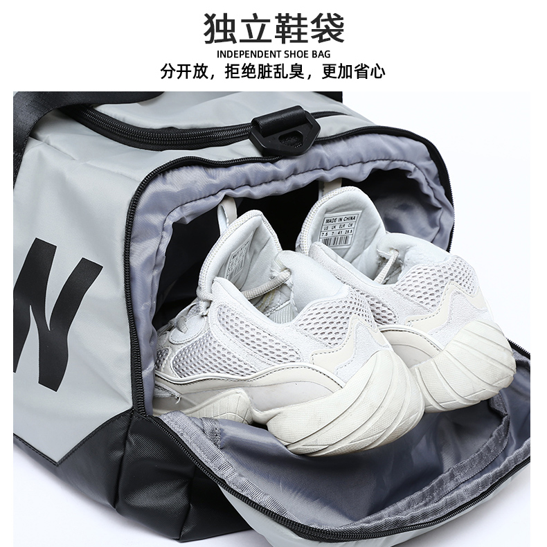 多功能男手提包大容量旅游旅行包 kce男士包袋