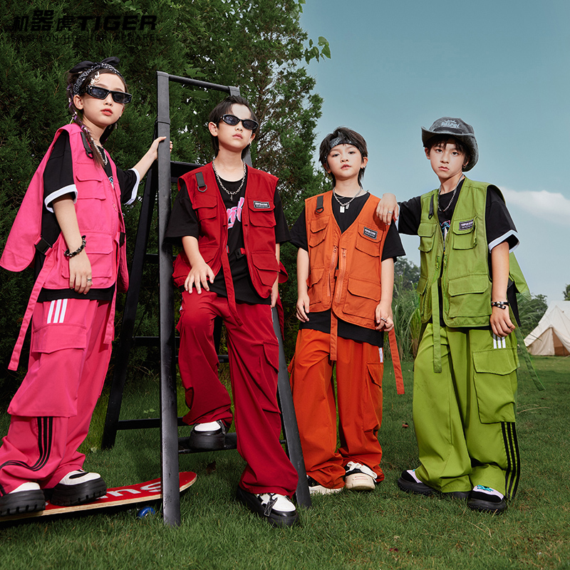 街舞儿童潮服男童嘻哈街头风套装女童hiphop走秀马甲三件套演出服 - 图0