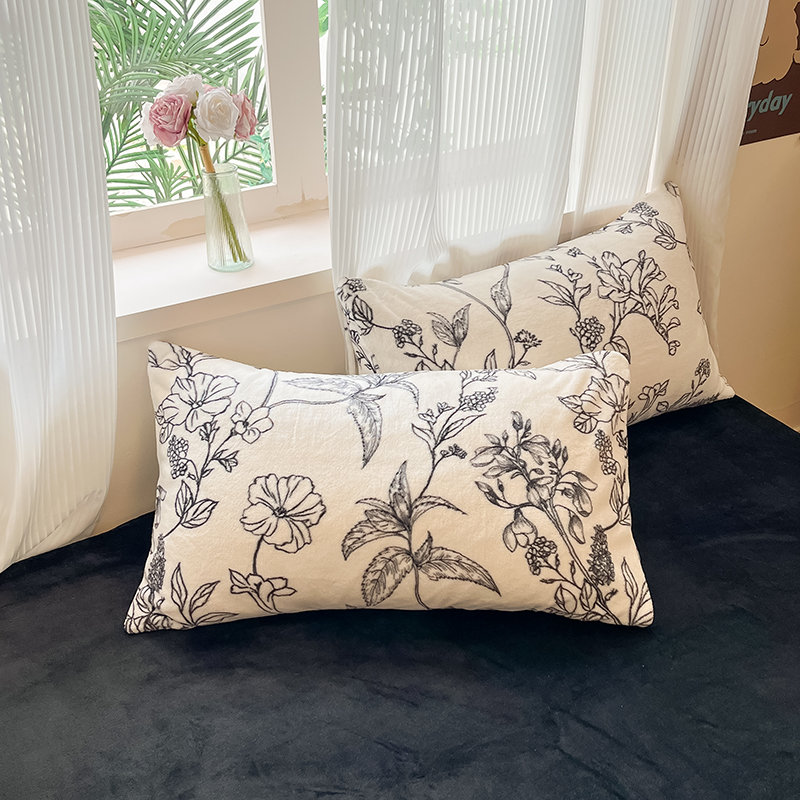 复古赫本风牛奶绒四件套床上珊瑚法兰绒冬季双面加绒被套罩床单三 - 图3