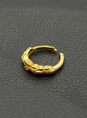 克罗泰银复古做旧！金色窄版鸢尾戒指 个性百搭款