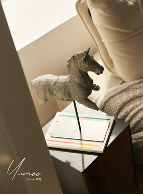 屿陌法式新中式复古做旧断腿石马摆件轻奢高级感客厅玄关装饰品