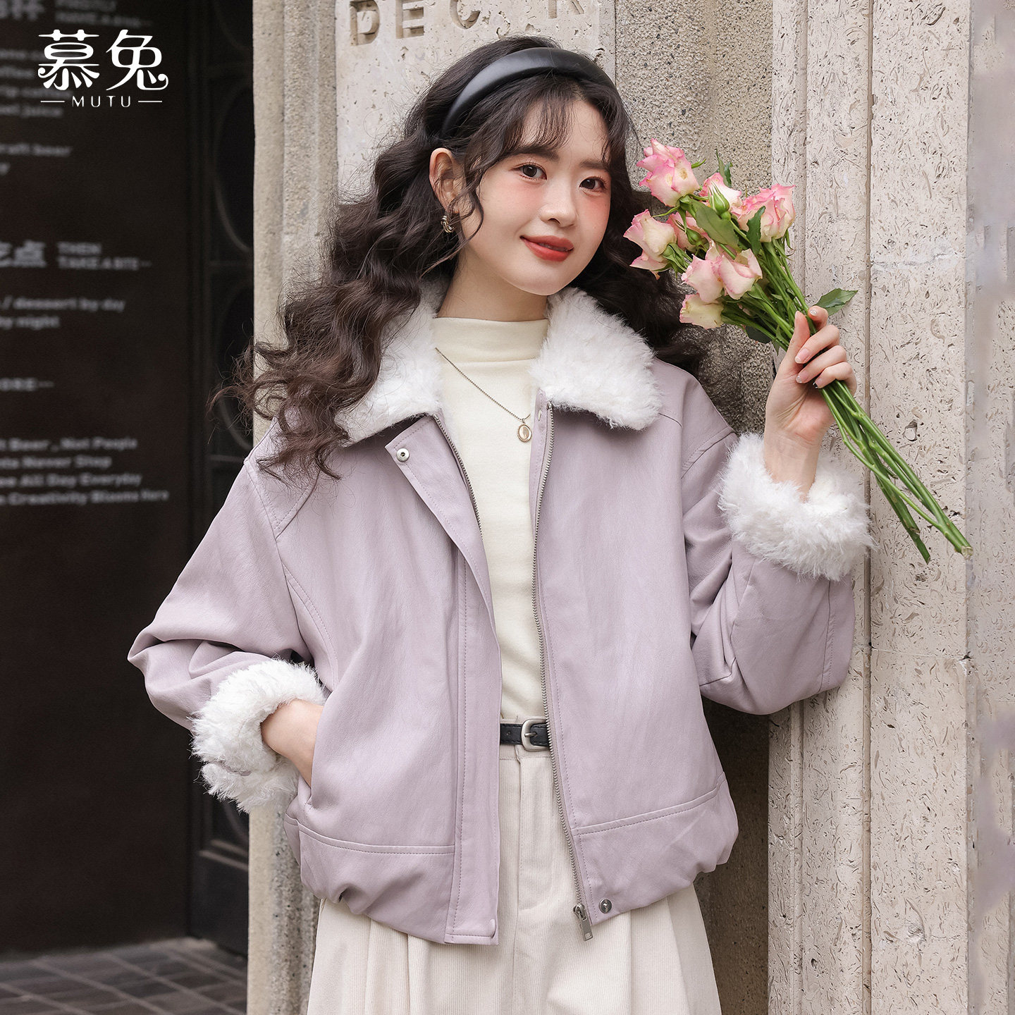 慕兔小个子翻领pu皮衣外套女2025冬季新款设计感小众加绒夹克上衣,淘宝优惠券,粉丝福利购,淘宝优惠卷