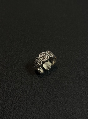 小心袖口 cleanfit美式盾牌十字架戒指复古y2k暗黑小众百指环配饰