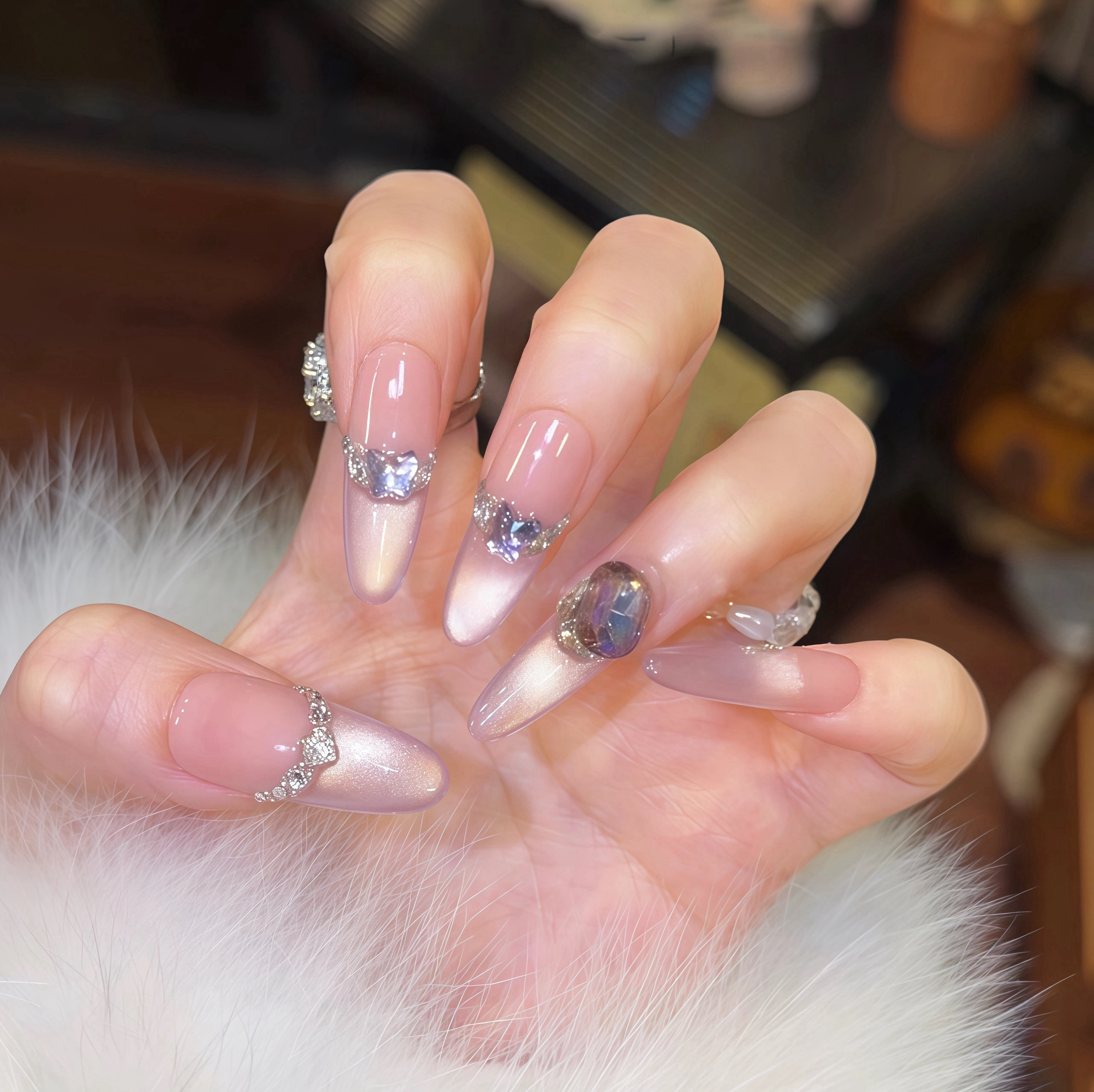 【桃桃冰团】手工穿戴甲纯欲风爆闪紫色猫眼法式碎钻显白美甲长款,淘宝优惠券,粉丝福利购,淘宝优惠卷