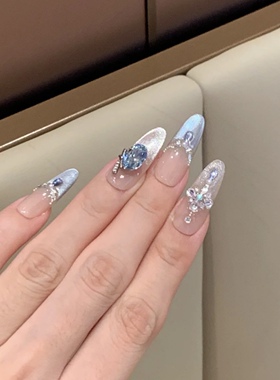 【蓝宝石北海道】手工穿戴甲夏日清透感蓝色猫眼锆石满钻显白美甲