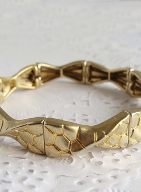 欧美风饰品质感高档手镯五折