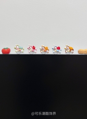 马年吉祥物小摆件电脑萤幕装饰工位氛围感2026新款显示屏创意小马